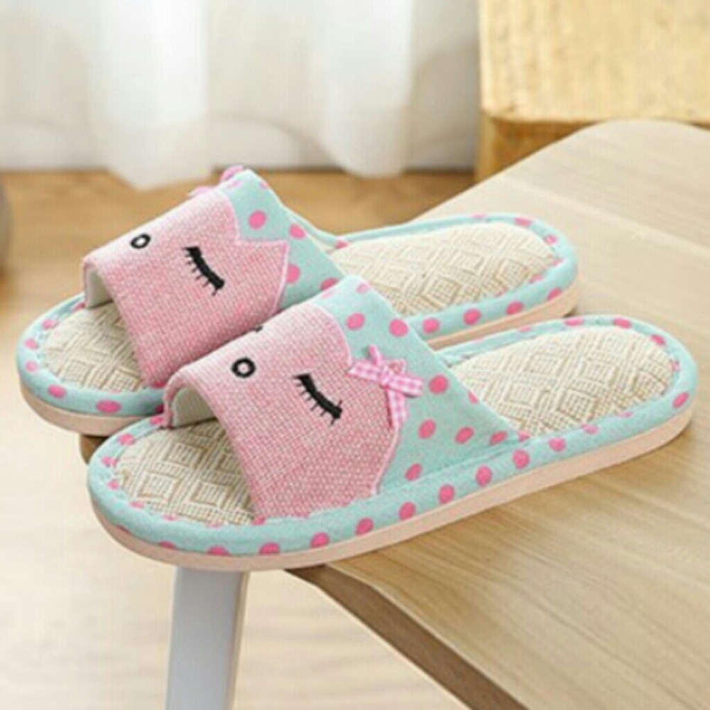 🐰🌸🌼KIDS BABY BLUE & PINK SLIPPERS🌼🌸🐰